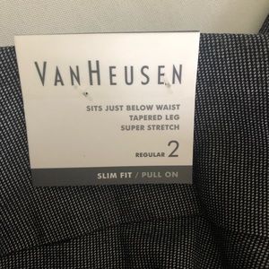 MOVING SALE 🐾💕NWT Van Heusen Slim Fit Pull On Trousers